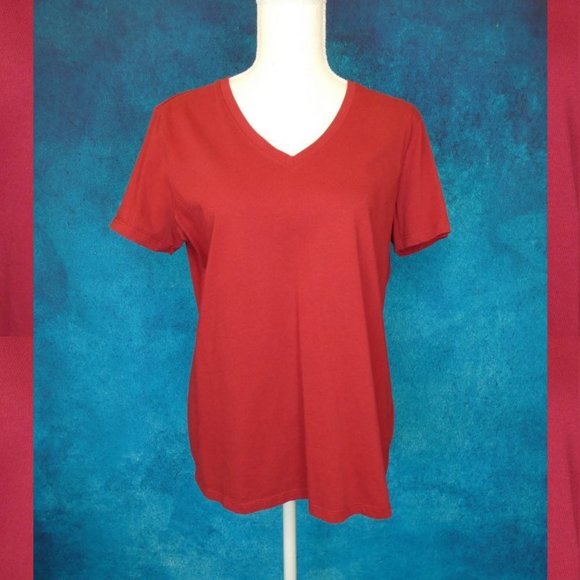 Eddie Bauer Tops - Eddie Bauer Cranberry Short Sleeve VNeck Tee Large